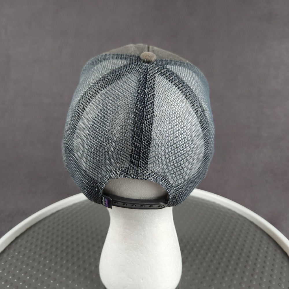 Patagonia Fitz Roy Bear Trucker Hat Cap Snap Back Gray Mesh‎ Mens One Size - Picture 6 of 11
